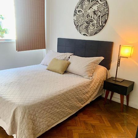 Copacabana - Lindo Apartamento Na Quadra Da Praia Ріо-де-Жанейро Екстер'єр фото