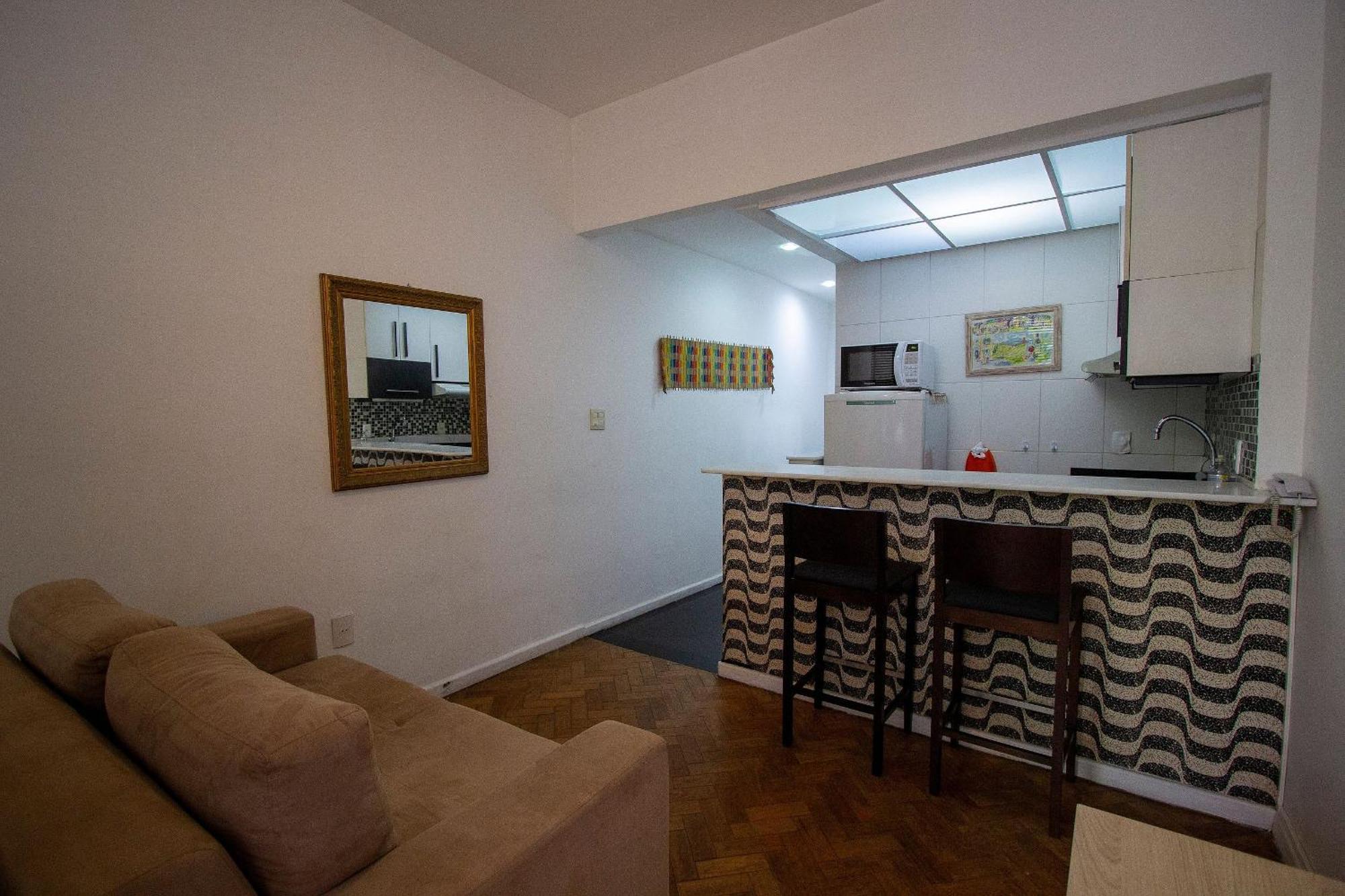 Copacabana - Lindo Apartamento Na Quadra Da Praia Ріо-де-Жанейро Екстер'єр фото